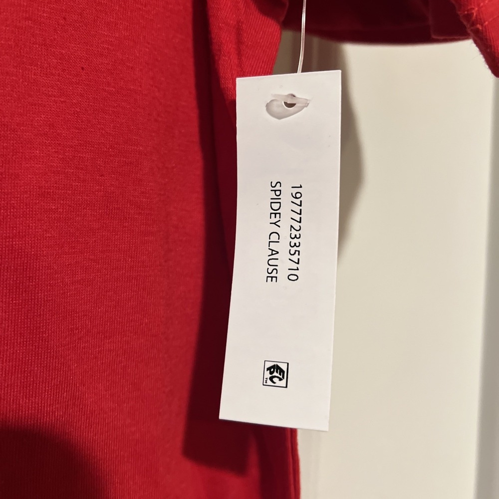 NWT- Marvel SPIDERMAN Red Santa T-shirt Boys‎ Size XXL. 18 - Picture 3 of 3